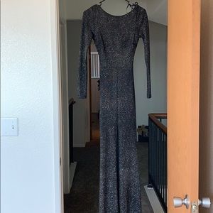 Windsor backless dress